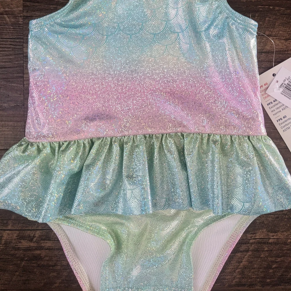 NWT Old Navy Swimsuit